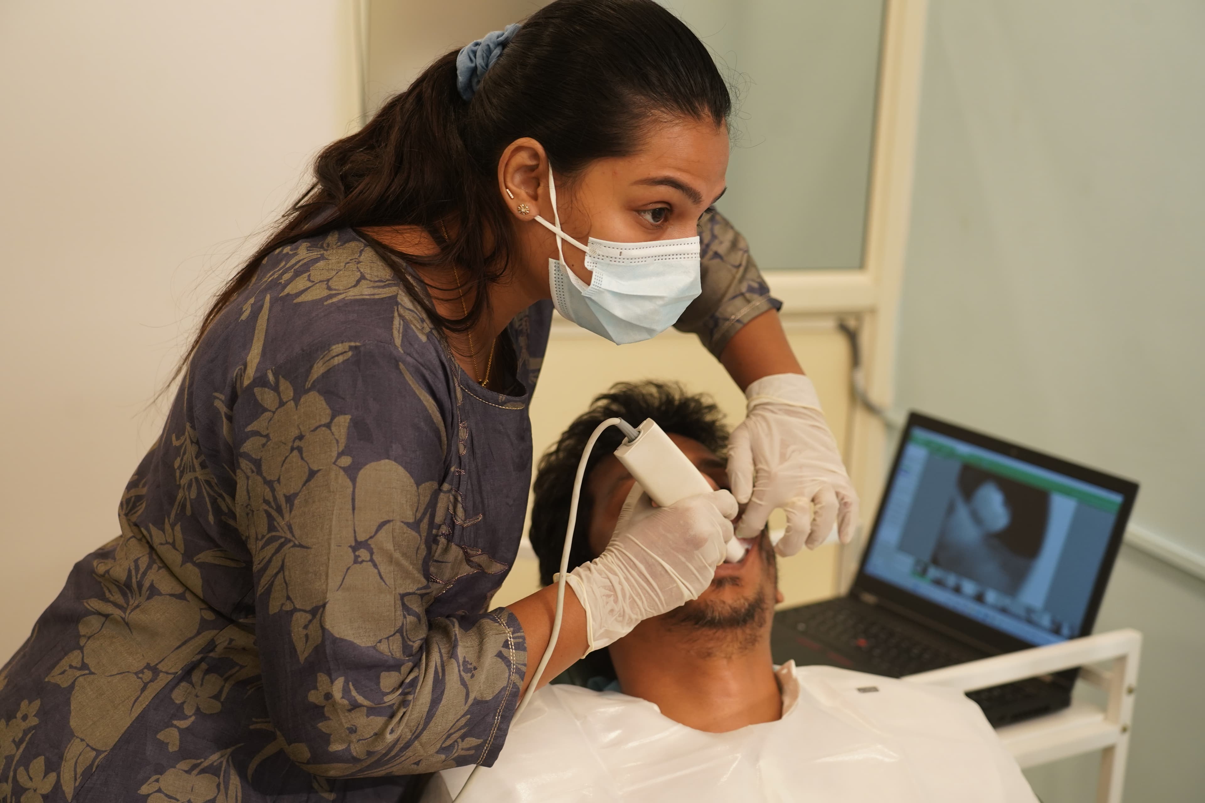 Crea Dental Clinic interior